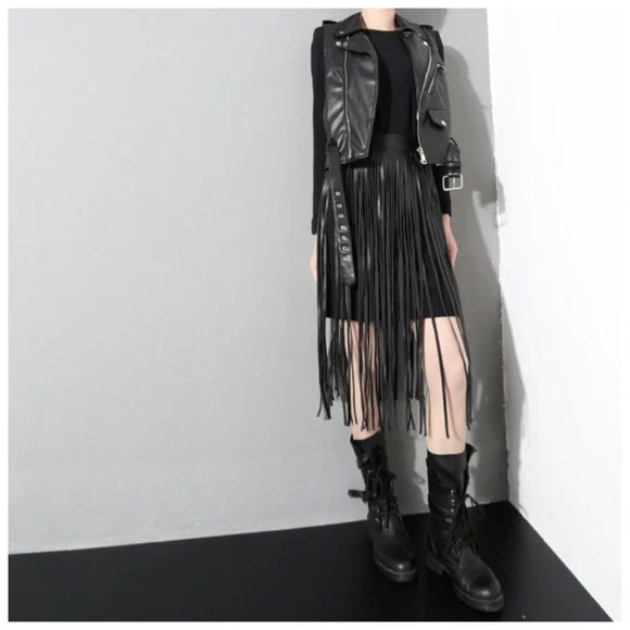 Black Long Fringe Vegan Leather Adjustable Belt - Picture 2 of 6